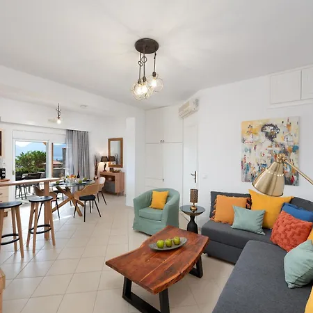 Nikolas Memories Holiday home *